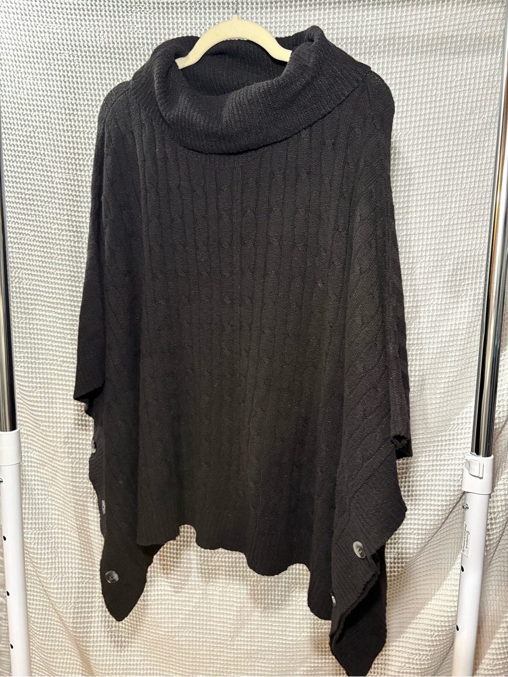 Poncho sweater